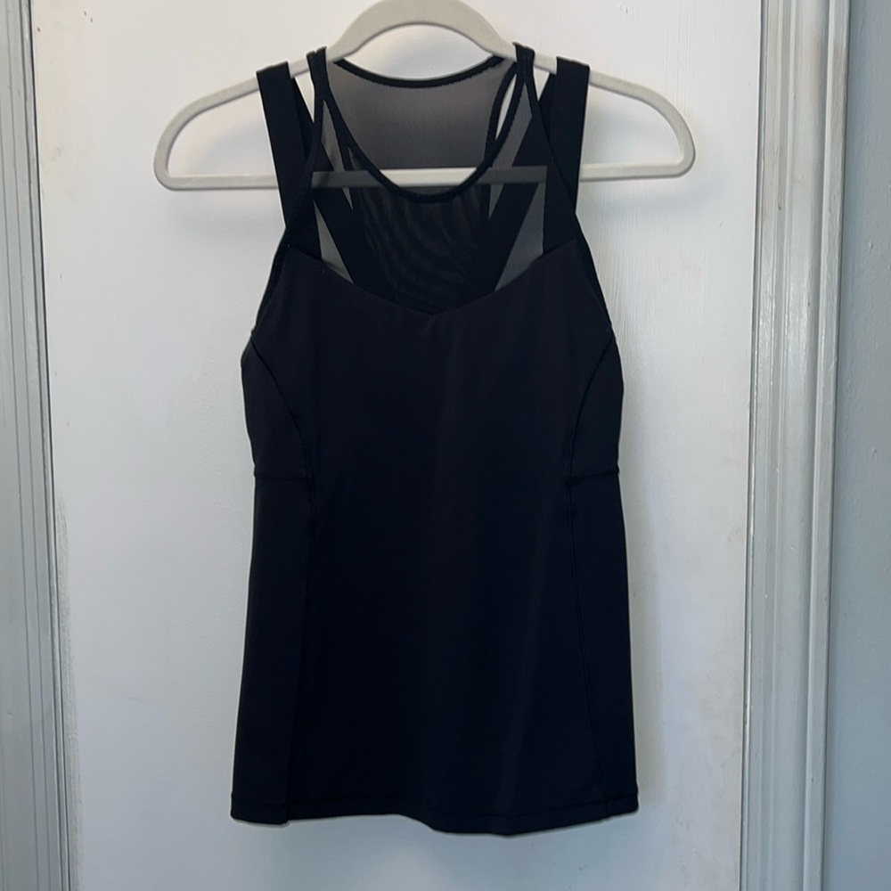 Lulu extra support athletic top!